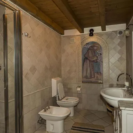 Casa San Francesco トレモージネ